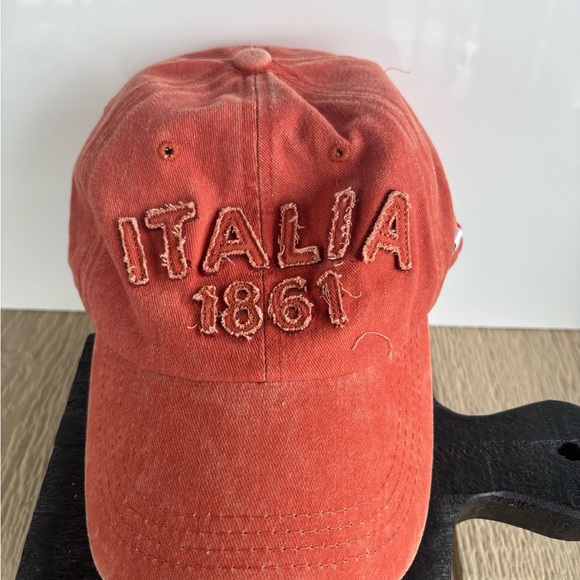 Vecceli Italy Store Official Red Italia 1861 Hat - Picture 2 of 8